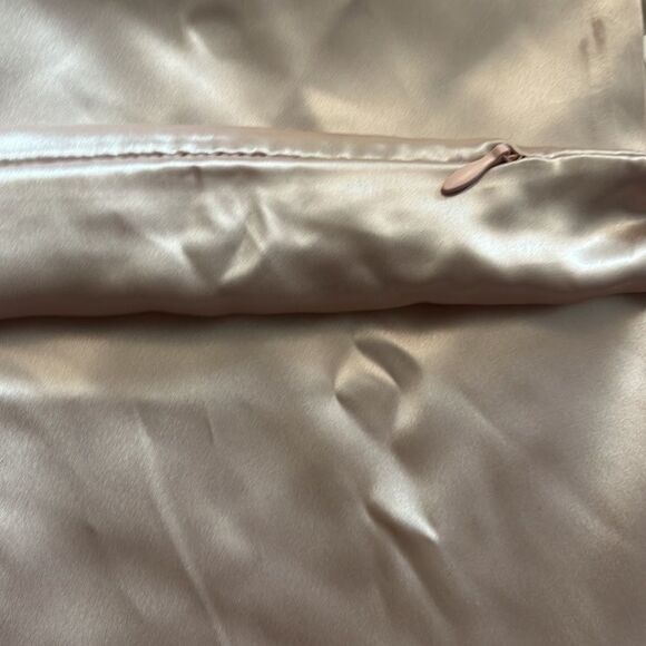 Blissy pink Standard Pillowcase NWT - Picture 7 of 9